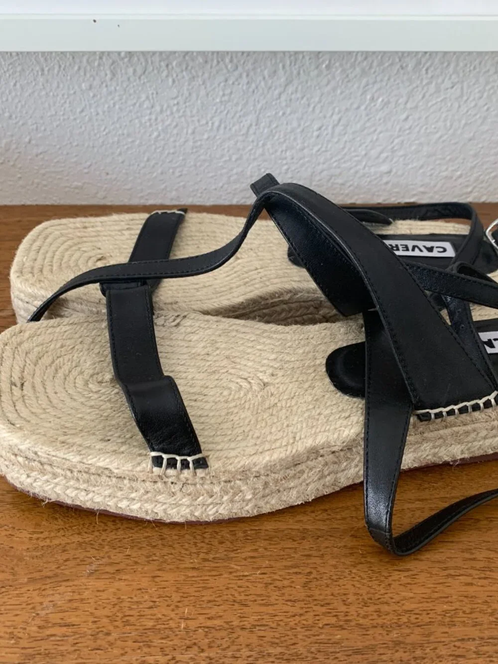 EUC CAVERLEY Jude Espadrille Leather Sandals in Black, Size US Women 9.5 EU 40